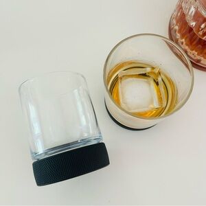 Hockey puck whisky tumbler set of 2 Final touch